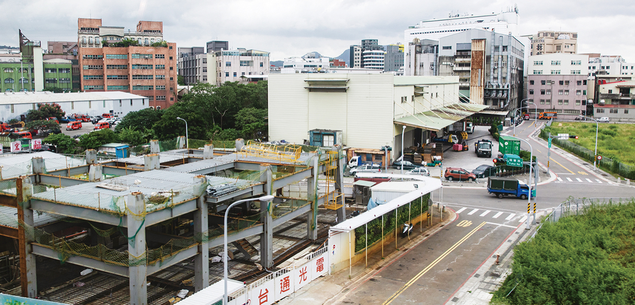 解決缺地及廠辦老舊化問題,工業區立體建商及中小企業加入改建。
